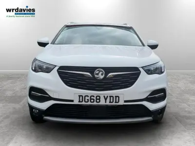 Second-hand Vauxhall Grandland X Sport 130 CP (95 kW) 2018 Alb SUV