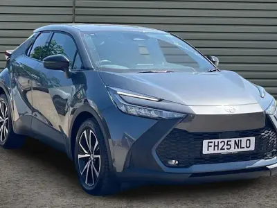 Used Toyota C-HR Design 140 HP (102 kW) 2025 Grey SUV