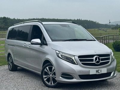 Mercedes V220