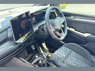 Used VW Golf VIII R-line 150 HP (110 kW) 2025 Black Hatchback