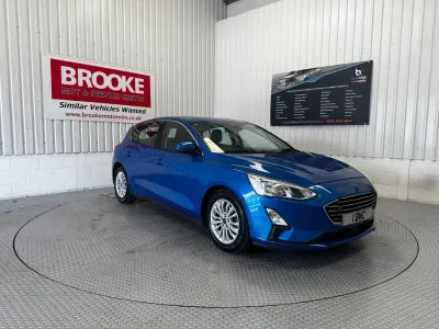 Used Ford Focus Titanium 125 HP (91 kW) 2018 Blue Hatchback
