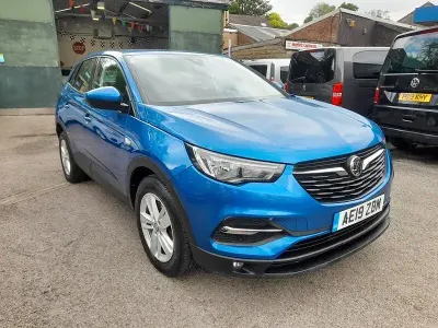 Used Vauxhall Grandland X S 130 HP (95 kW) 2019 Blue SUV