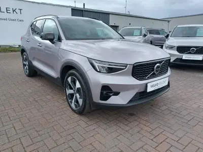 Used Volvo XC40 Plus 195 HP (143 kW) 2025 Silver SUV