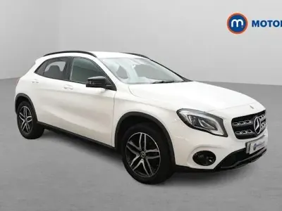 Käytetty Mercedes GLA180 Urban 122 HP (89 kW) 2019 Valkoinen Katumaasturi