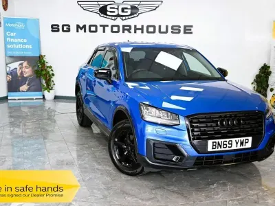Used Audi Q2 Design 116 HP (85 kW) 2019 Blue SUV