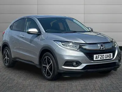 Used Honda HR-V SE 130 HP (95 kW) 2020 Lunar silver SUV