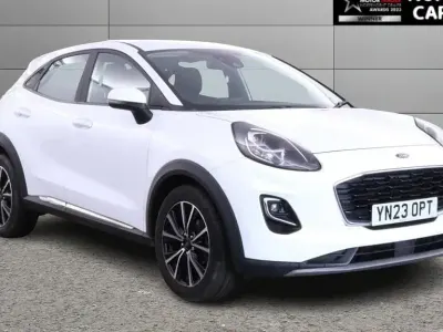 Gebraucht Ford Puma Titanium 155 PS (114 kW) 2023 Weiß SUV