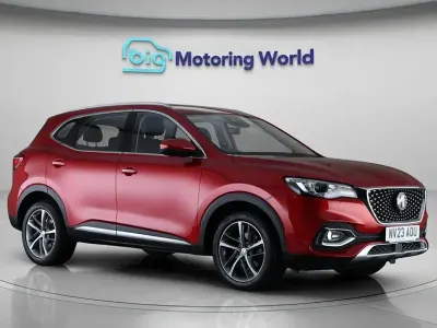 Używany MG HS 2023 Czerwony SUV