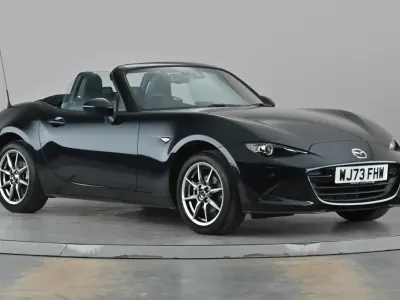 Begagnad Mazda MX5 Exclusive-Line 132 HK (97 kW) 2024 Svart Cab
