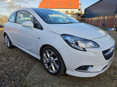 Used Vauxhall Corsa SRi 90 HP (66 kW) 2018 White Hatchback