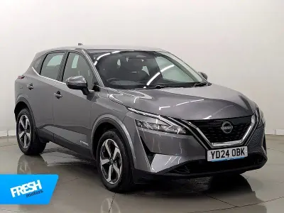 Używany Nissan Qashqai Acenta Premium 190 KM (139 kW) 2024 Szary SUV