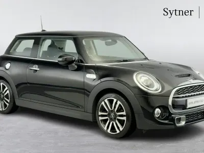 Used Mini Cooper S Exclusive 189 HP (139 kW) 2019 Black Hatchback