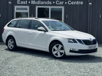 Begagnad Skoda Octavia SE 115 HK (84 kW) 2017 Vit Kombi