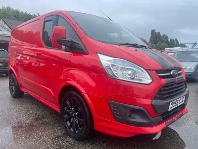 Used Ford Transit Custom Sport 155 HP (114 kW) 2016 Red Van