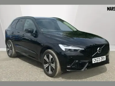 Second-hand Volvo XC60 Plus 350 CP (257 kW) 2023 Negru SUV