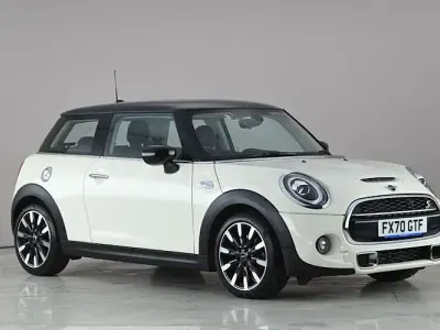 Used Mini Cooper S Exclusive 192 HP (141 kW) 2020 White Hatchback