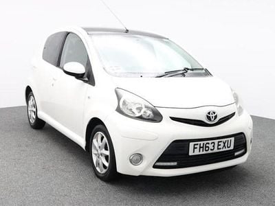 White Used 2014 Toyota Aygo Hatchback | £3,695 (Super price)