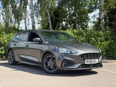 Used Ford Focus ST-Line 120 HP (88 kW) 2018 Grey Hatchback