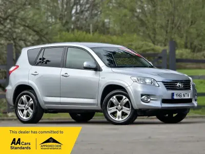 Used Toyota RAV4 SR 150 HP (110 kW) 2011 Silver SUV