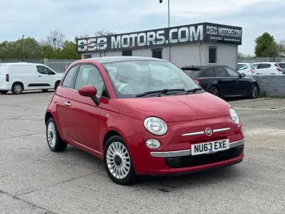 Gebraucht Fiat 500 Lounge 85 PS (62 kW) 2013 Rot Kleinwagen