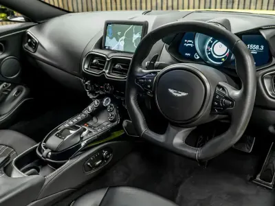 Usado Aston Martin V8 Vantage