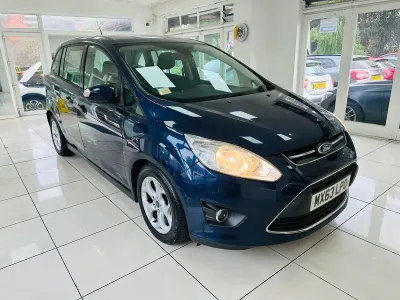 Usado Ford Grand C-Max Zetec 163 HP (119 kW) 2013 Azul Monovolume