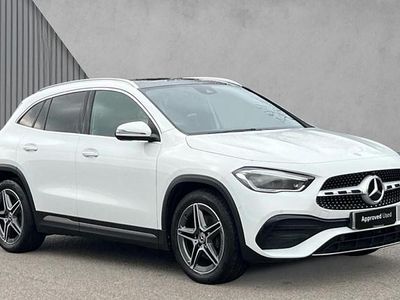 Mercedes GLA220
