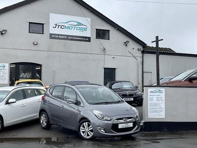 Used Hyundai ix20 Style 116 HP (85 kW) 2015 Grey Hatchback