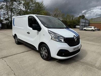 Begagnad Renault Trafic Business 2019 Vit Minibuss