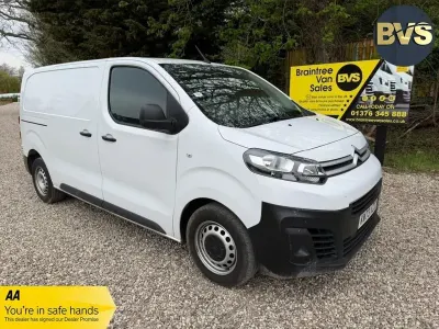 Używany Citroën Dispatch 2023 Biały Minivan