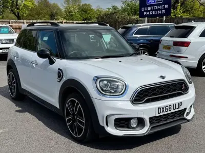 Używany Mini Cooper S Countryman 192 KM (141 kW) 2018 Biały SUV