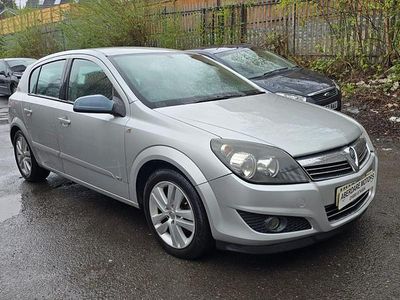 Used Vauxhall Astra 240 HP (176 kW) 2007 Silver Hatchback