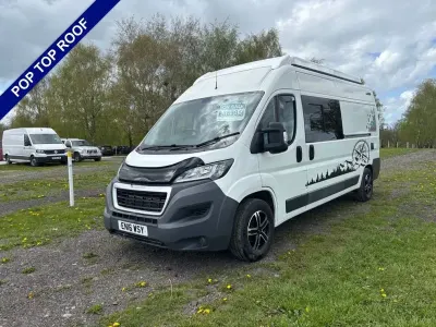 Käytetty Peugeot Boxer 130 HP (95 kW) 2016 Valkoinen Van