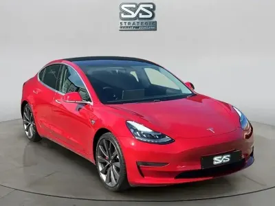 Używany Tesla Model 3 Performance 11 kW (15 KM) 2019 Sedan/Limuzyna