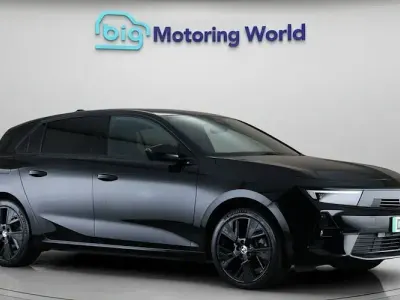 Used Vauxhall Astra 114 kW (156 HP) 2024 Black Hatchback
