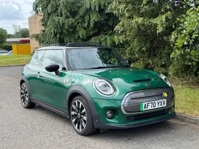 Used Mini Cooper SE Hatch 135 kW (184 HP) 2020 Green Hatchback