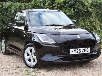 Black Used 2025 Suzuki Swift Hatchback | £14,844 (Good price)