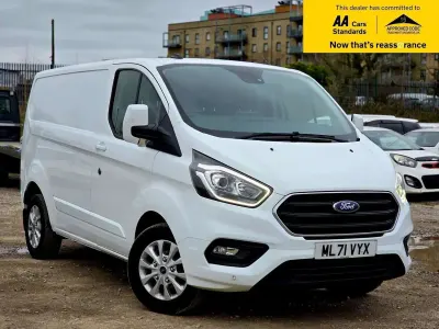 Used Ford Transit Custom Limited 130 HP (95 kW) 2021 White Van