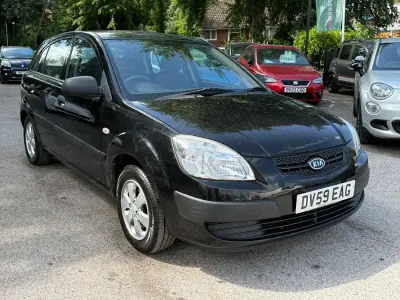 Used Kia Rio 97 HP (71 kW) 2009 Black Hatchback