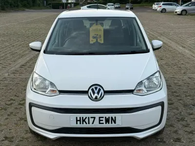 Used VW up! move up! 60 HP (44 kW) 2017 White Hatchback