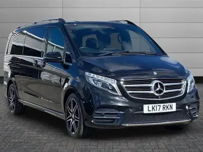 Begagnad Mercedes V250 AMG line 190 HK (139 kW) 2017 Svart Minibuss