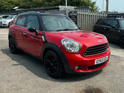 Used Mini Cooper D 2013 Red Hatchback