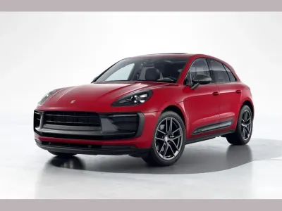 Used Porsche Macan 261 HP (191 kW) 2024 Red SUV