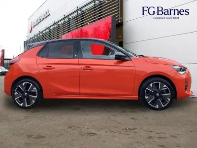 Used Vauxhall Corsa-e SRi 98 kW (134 HP) 2021 Orange Hatchback