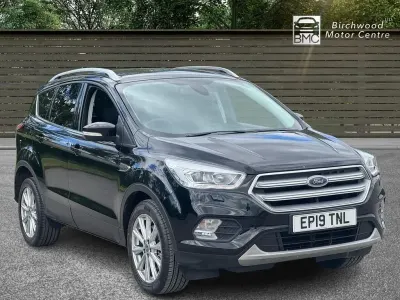 Usado Ford Kuga Titanium 150 CV (110 kW) 2019 Negro SUV