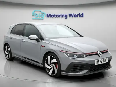 Second-hand VW Golf VIII GTI Clubsport 296 CP (217 kW) 2022 Gri Hatchback
