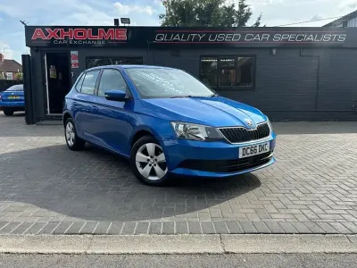 Used Skoda Fabia SE 90 HP (66 kW) 2016 Blue Hatchback