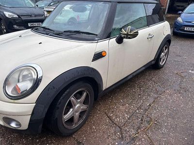 White Used 2007 Mini Cooper Hatch Hatchback | £1,295