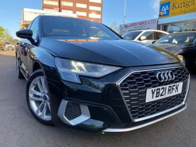 Begagnad Audi A3 Sport 2021 Svart Sedan