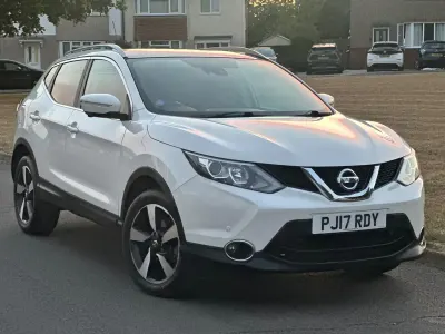 Used Nissan Qashqai N-Connecta 115 HP (84 kW) 2017 White SUV